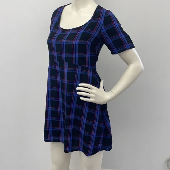 Tie Back Check Smock Dress - Picture 7 of 15